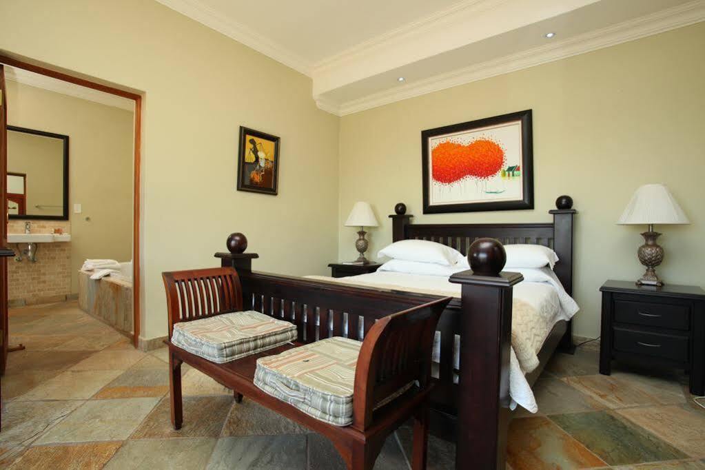 12 On Hillel Guest Manor Hotel Johannesburg Exterior photo